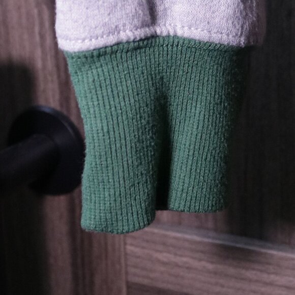 Smokey The Bear cropped sweatshirt - Picture 4 of 9